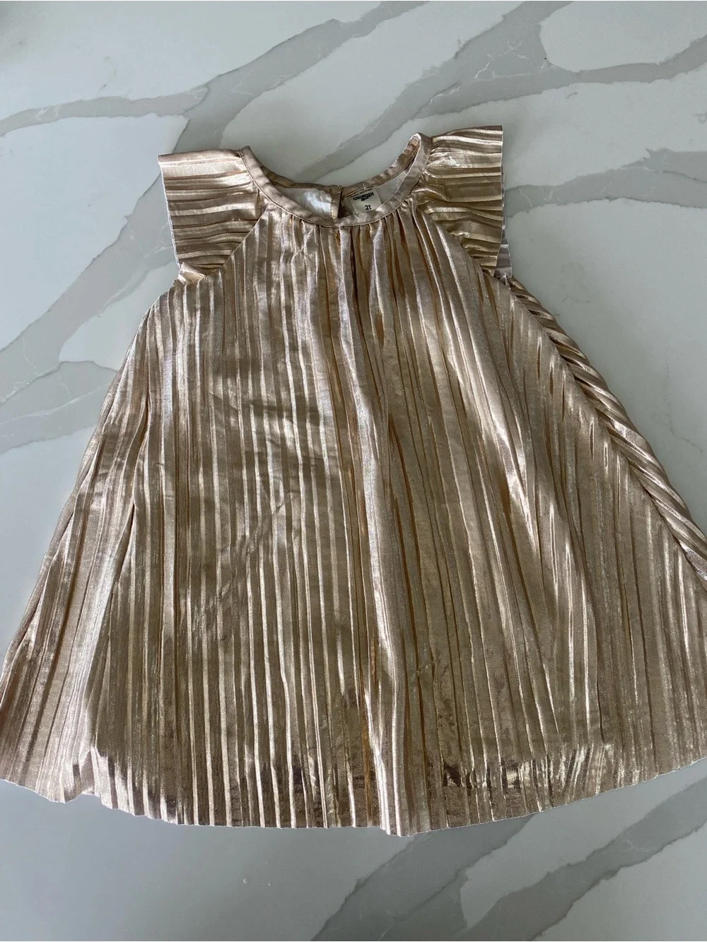 OshKosh B'gosh Girls 2T Gold shimmer Metallic Disco Pleated Holiday Dress